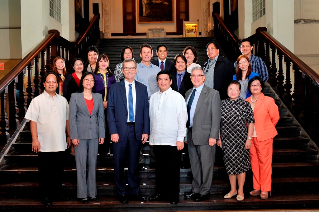 Australia and Philippine universities forge partnership on education activities. Curtin University in Australia and the University of Santo Tomas (UST) signed a Memorandum of Understanding to develop academic cooperation, including potential collaboration in the area of mining and metallurgical engineering. Through this partnership, future Australia Awards Scholarship awardees will have the opportunity to finish a jointly-managed post-graduate degree program at Curtin University and the UST. At the signing ceremony were (front, L-R): Fr. Roberto L. Luanzon, Jr., O.P., Regent, UST Faculty of Engineering; Prof. Philipina A. Marcelo, Ph.D., Dean, UST Faculty of Engineering; Prof. Andris Stelbovics, Ph.D., Pro Vice-Chancellor, Curtin University Faculty of Science and Engineering; Very Rev. Fr. Herminio V. Dagohoy, O.P., UST Rector; Australian Ambassador to the Philippines Bill Tweddell; Prof. Lilian J. Sison, Ph.D., Director, UST Office of International Relations and Programs; Assoc. Prof. Giovanna Fontanilla, Director, UST Office of Public Affairs; and Australian Embassy and UST officials.